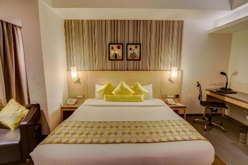 Hotel Landmark Residency image 17