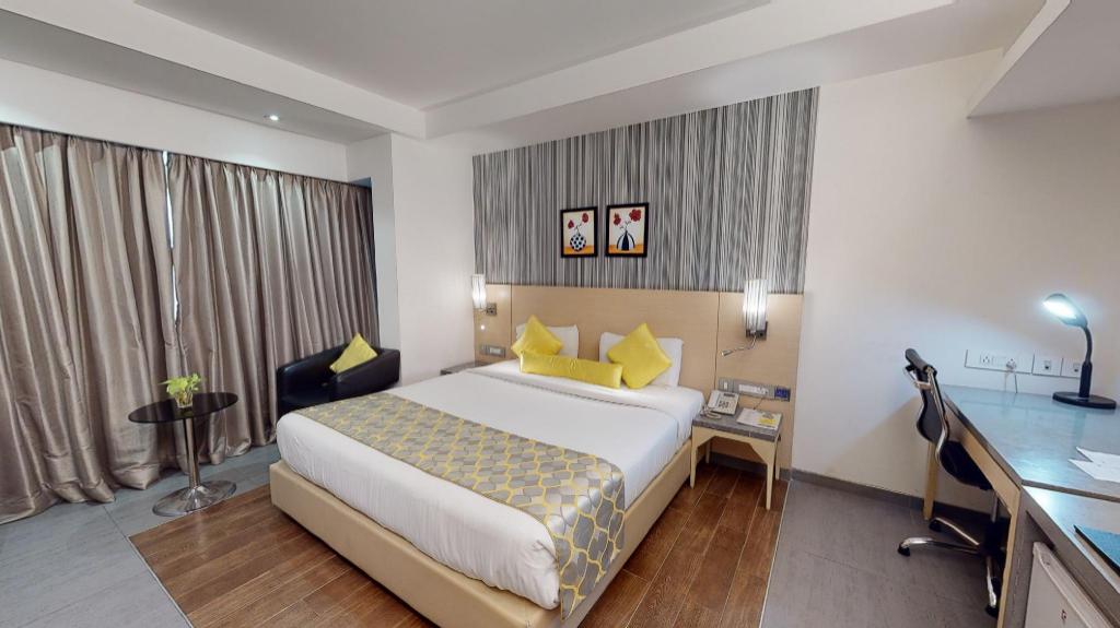 Room image 5