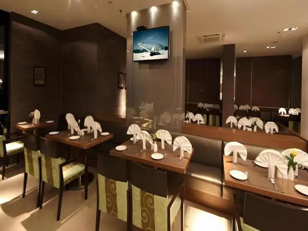Hotel Landmark Residency 5