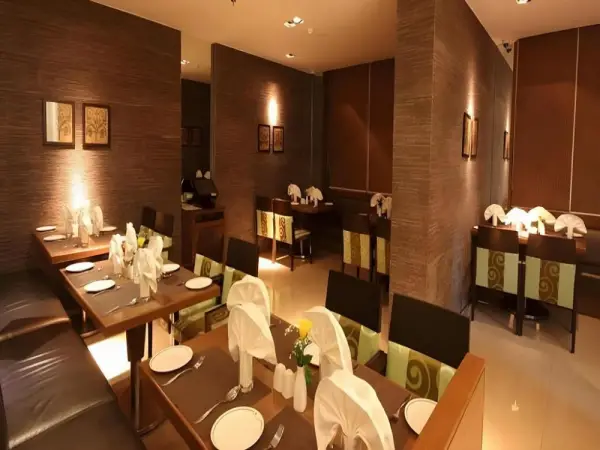 Hotel Landmark Residency 6